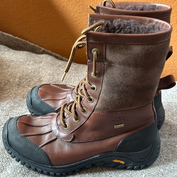 UGG Brown “”Adirondack Il” Shearling Lined Weatherproof Leather Boots Women’s 8 - Picture 4 of 15